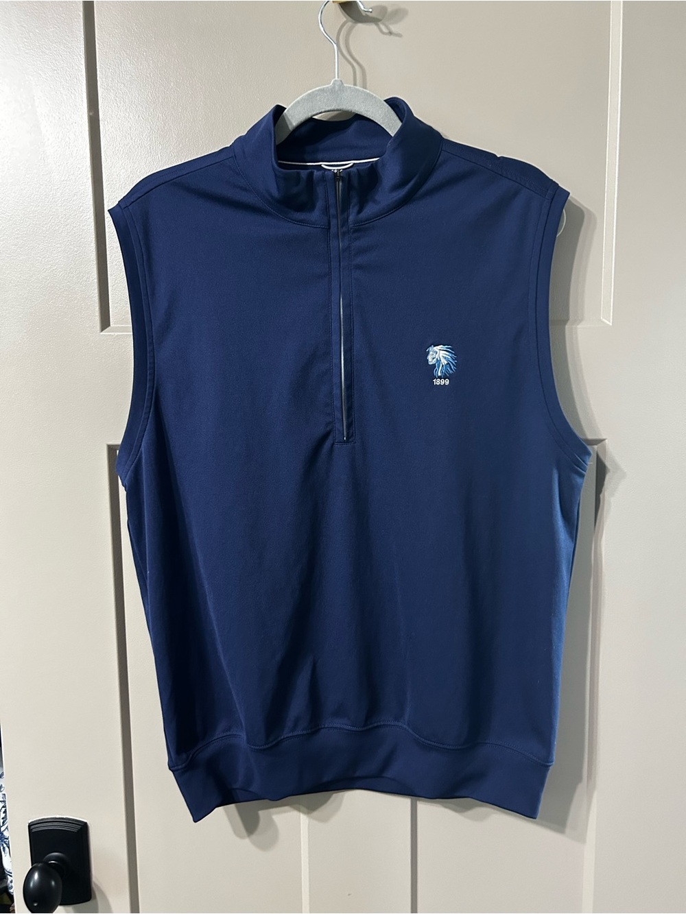 Donald Ross Sportswear men's quarter-zip performance golf vest navy blue